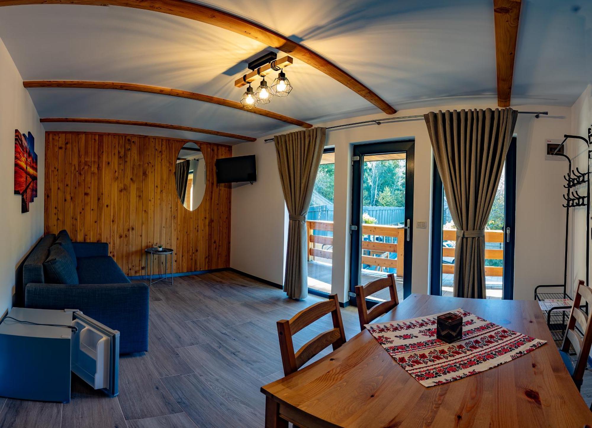 Bed and breakfast Casa Izvorul Negru Moisei Extérieur photo